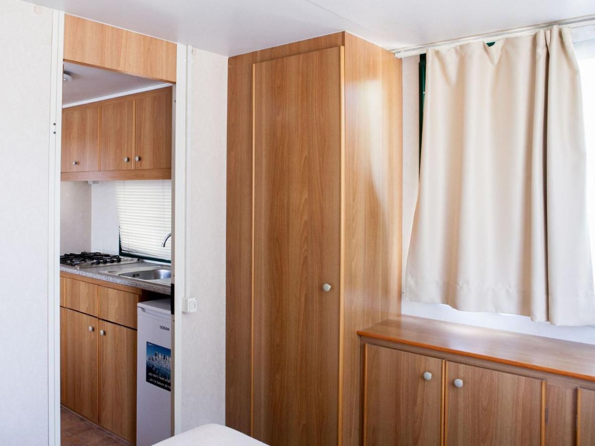 Mobile Home In Cavallino-Treporti With Terrace Bagian luar foto