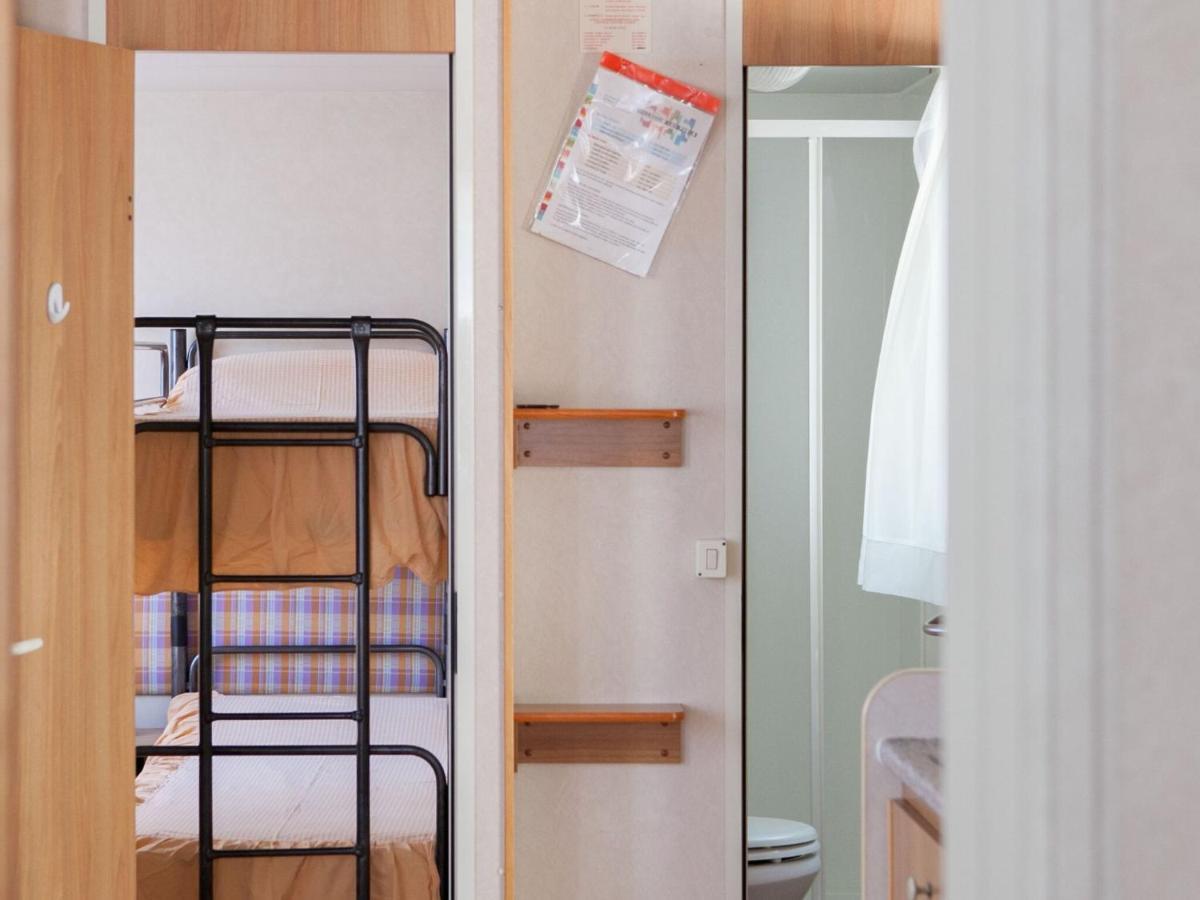 Mobile Home In Cavallino-Treporti With Terrace Bagian luar foto
